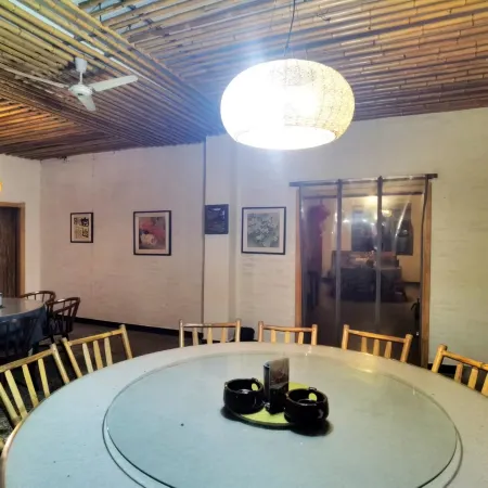 Longshan Village Zhuge Homestay
