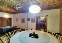 Longshan Village Zhuge Homestay - فطور