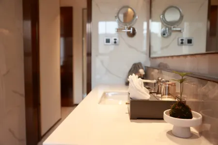 Northwest Hotel Отели рядом с достопримечательностью «Lanzhou University of Arts and Science»