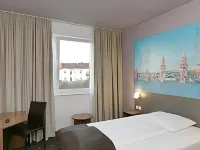 B&B HOTEL Berlin City-Ost Отели рядом с достопримечательностью «Культурный центр RAW»