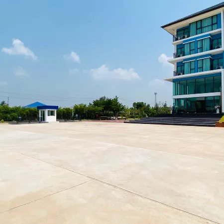 Arunsakhon  Luxury Condo
