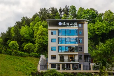 Creek side smaii building homestay Hotels in 