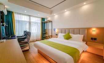 Nanchang Starry Sky E-sports Hotel (High-tech Avenue Subway Station Branch)