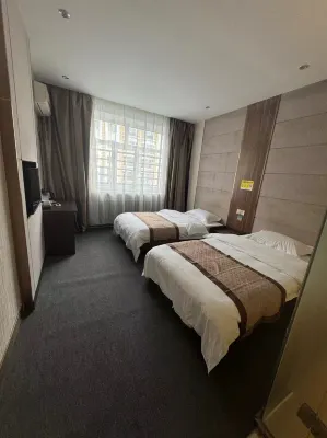 Manzhouli Beihu Qixi Business Hotel
