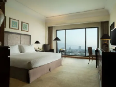 Bumi Surabaya City Resort Hotels in Genteng