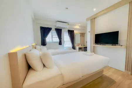 Zhennan Teabar Hotel