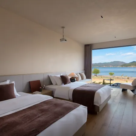 Lugu Lake Qingchen Yipin Lake View Hotel
