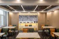 赤峰坤港飯店（赤峰南站市醫院店）