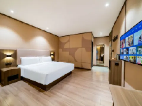 HanTing Hotel (Jiujiang Wuning Jiuling Avenue) Hotels in Wuning County