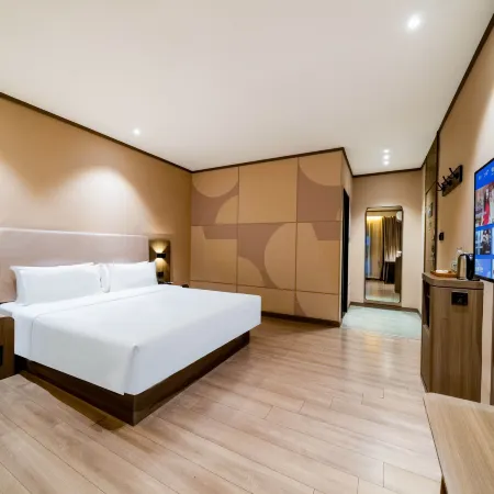 HanTing Hotel (Jiujiang Wuning Jiuling Avenue) Hôtels à : Wuning
