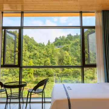 Meet the destination homestay