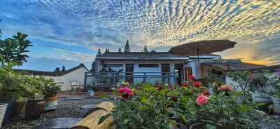 JinShuiJu Hotel & Restaurant Hotel dekat Pingle Ancient Town
