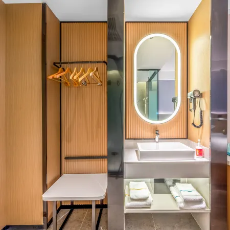 City Comfort Inn Hotel (Baoshan Yongchang Road)
