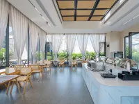 Shanshui Garden Hotel (Zhaoping Government Affairs Center)