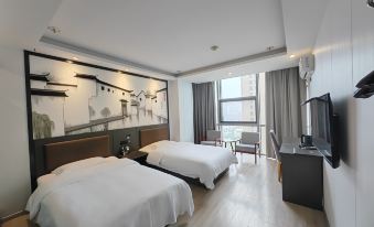 Dream House Cinema Hotel