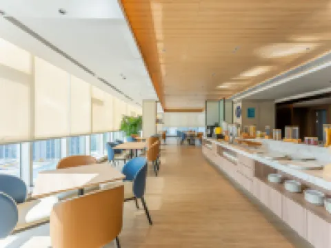 浜州センターホリデイ イン エクスプレスホテル（万達広場） 浜州のホテル