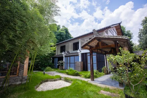Shanghewan Courtyard B&B (Chengdu Qingbaijiang Shop)
