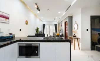 The Everich Infinity - China Town Apartment