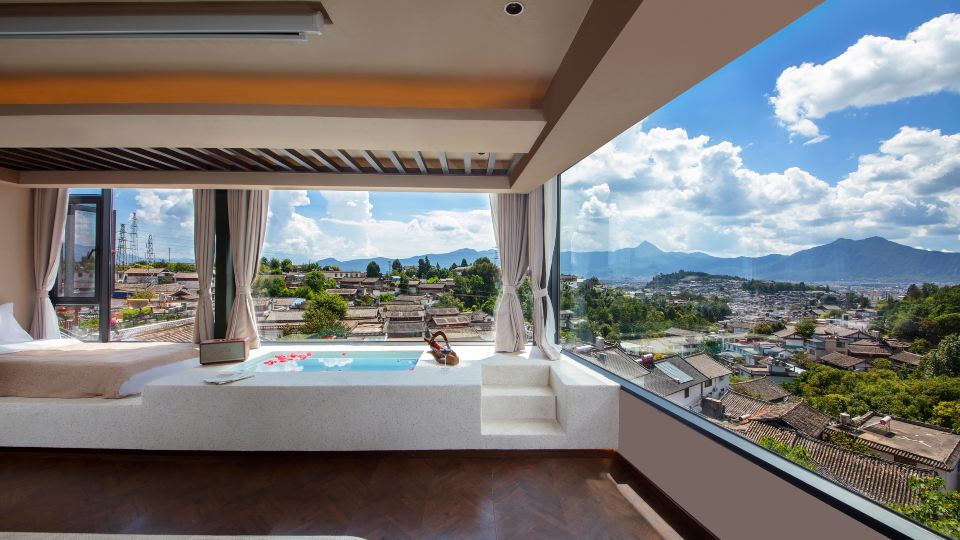 Lijiang LiuLigong 360 degrees Hot Spring Hotel