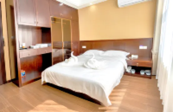 Youn Hotel (Muping Beiguan Street)