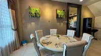Ipoh Seri Bougainvillea Luxe Villa with Splendid Pool Hotels in Lahat