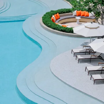 Laya Resort Phuket Hotel dekat Air Terjun Kluai