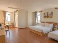 سي بريز هوتل آند فيلا Hotels near أترس بيتش