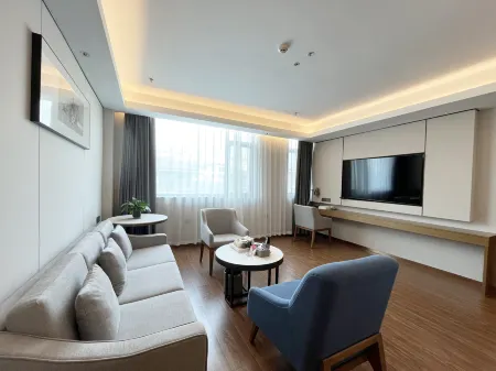 Rizhao Haiyue Hotel Отели рядом с достопримечательностью «Third Beach»