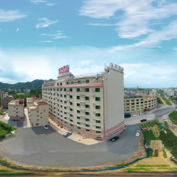 Enping Baorun Business Hotel