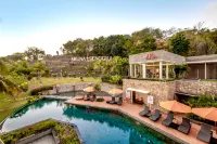 Aruna Senggigi Resort & Convention - Beach