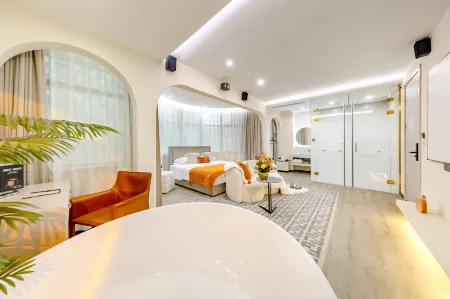 Huanyi Hotel (Beijing Panjiayuan Jinsong Subway Station Store) Отели рядом с достопримечательностью «Coche Town Automobile Culture Creativity Industrial Park»