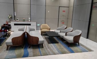 One roomluxury-Style Hotel(Tianma Central Square )