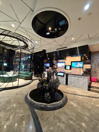 Hotel One (Sandi Manhattan) Отели рядом с достопримечательностью «Shanghai International Studies University(Shongjiang Campus)»