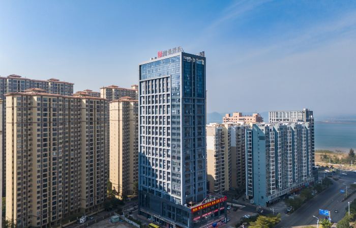 Borrman Hotel (Fangchenggang Longguang Sunny Coast)