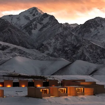 xinjiang guizhi wild Luxury resort hotel Отели в г. Целе