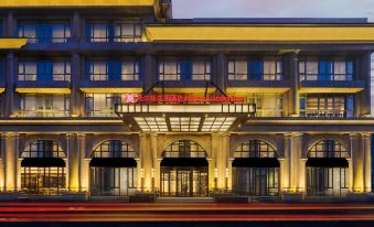 3. Hilton G..