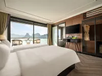 DORIA CRUISE Hotel berhampiran Sun World Ha Long Park