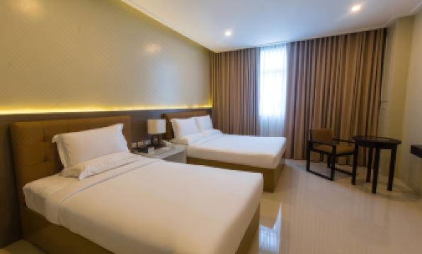 Iloilo Gateway Hotel & Suites
