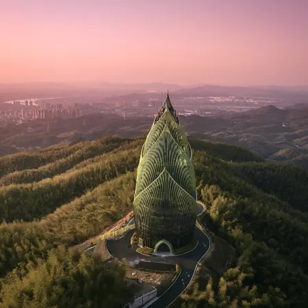 Mangshi Yiju.   hotel(Airport)