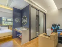 Jingji e-Sports Hotel (Tianjin Railway Station Wudadao Cultural Tourism Area Store) Hotels near Dongli