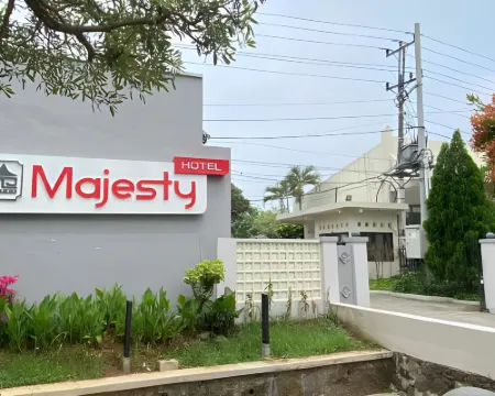 Hotel Majesty Kudus Hotels in Kudus Regency