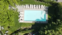 Villa Neroli - románticos
