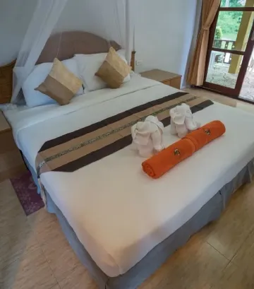 ซูพีเรียร์ เซมิ ดิแทชท คอททิจ