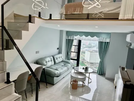 Feiyue · Luxury Loft Cinema Serviced Apartment (Nanchang Yaohu Jiangxi Normal University) Отели рядом с достопримечательностью «Jiangxi University of Science and Technology (Wuhu Campus)»