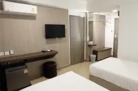 U-Thong Hotel Hotels near Wat Aranyik
