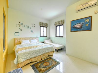Make Dream Bed and Breakfast