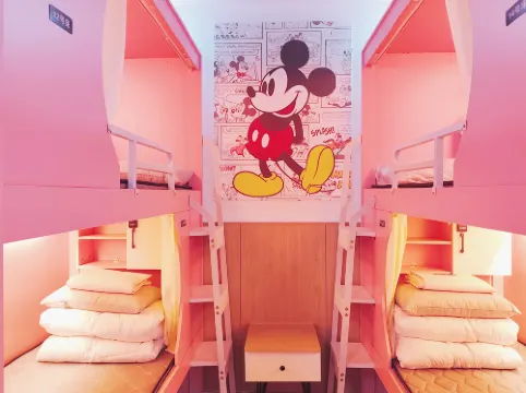 雅舍青旅（珠海拱北口岸富華里店）