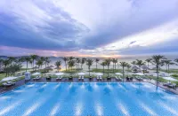 Melia Vinpearl Cam Ranh Beach Resort - Romantic