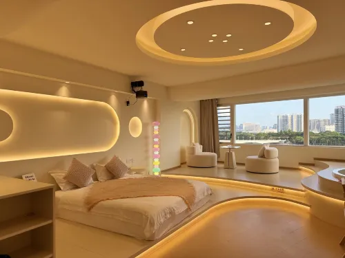 Yunzhi Homestay (Chaoyang Square Sanjie Liangxiang)