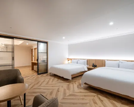 เอช อเวนิว กูมิ อ๊อกเก โรงแรมในคูมิ-ชี